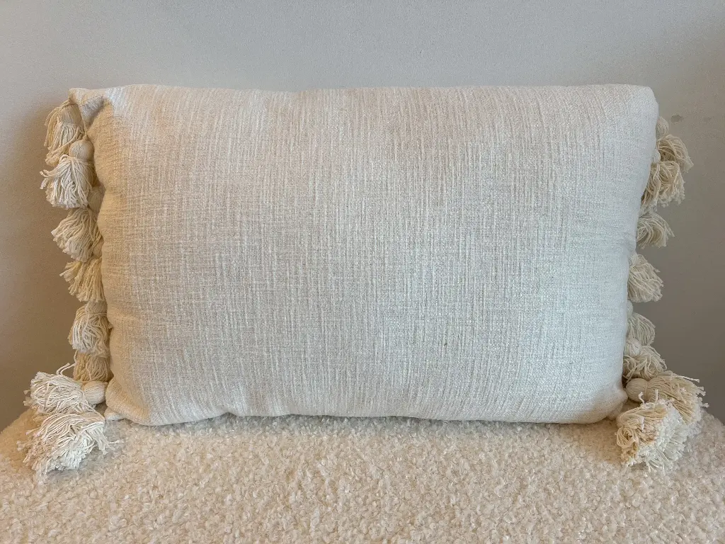 Coussin rectangulaire blanc 