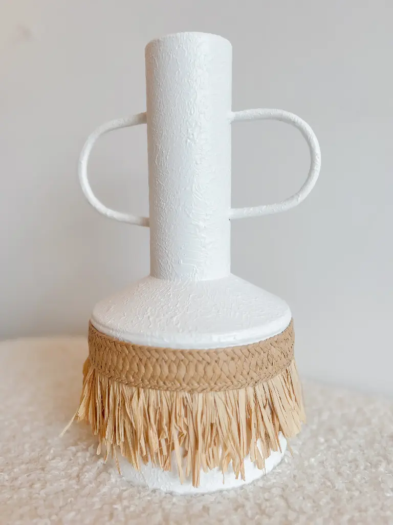 Vase Leïa blanc et raphia 