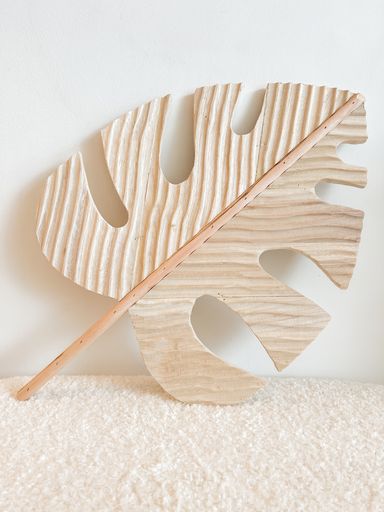 Feuilles en bois décoratives