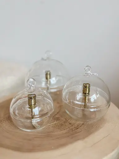 Lampe à huile sphère matelassée