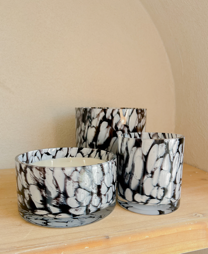 Bougie maya perlée noir et blanche